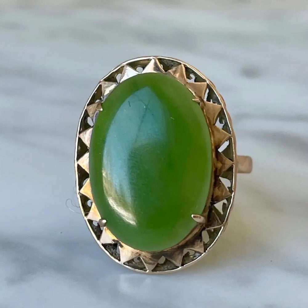 Real Jade Ring the Bright Green Color is a Gold Ring Suitable for Men.  Editorial Image - Image of grass, braceletndecorated: 158980935