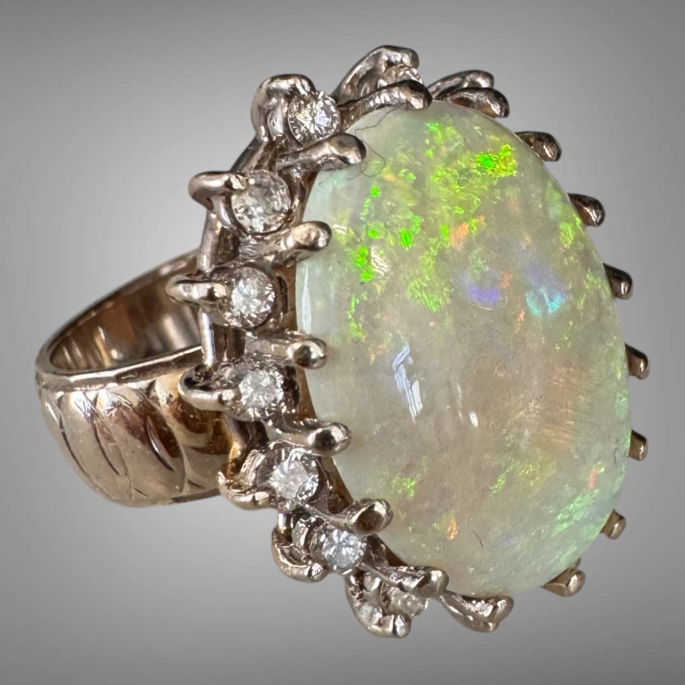 Vintage 14K Gold Natural Opal & Diamond Cocktail Ring