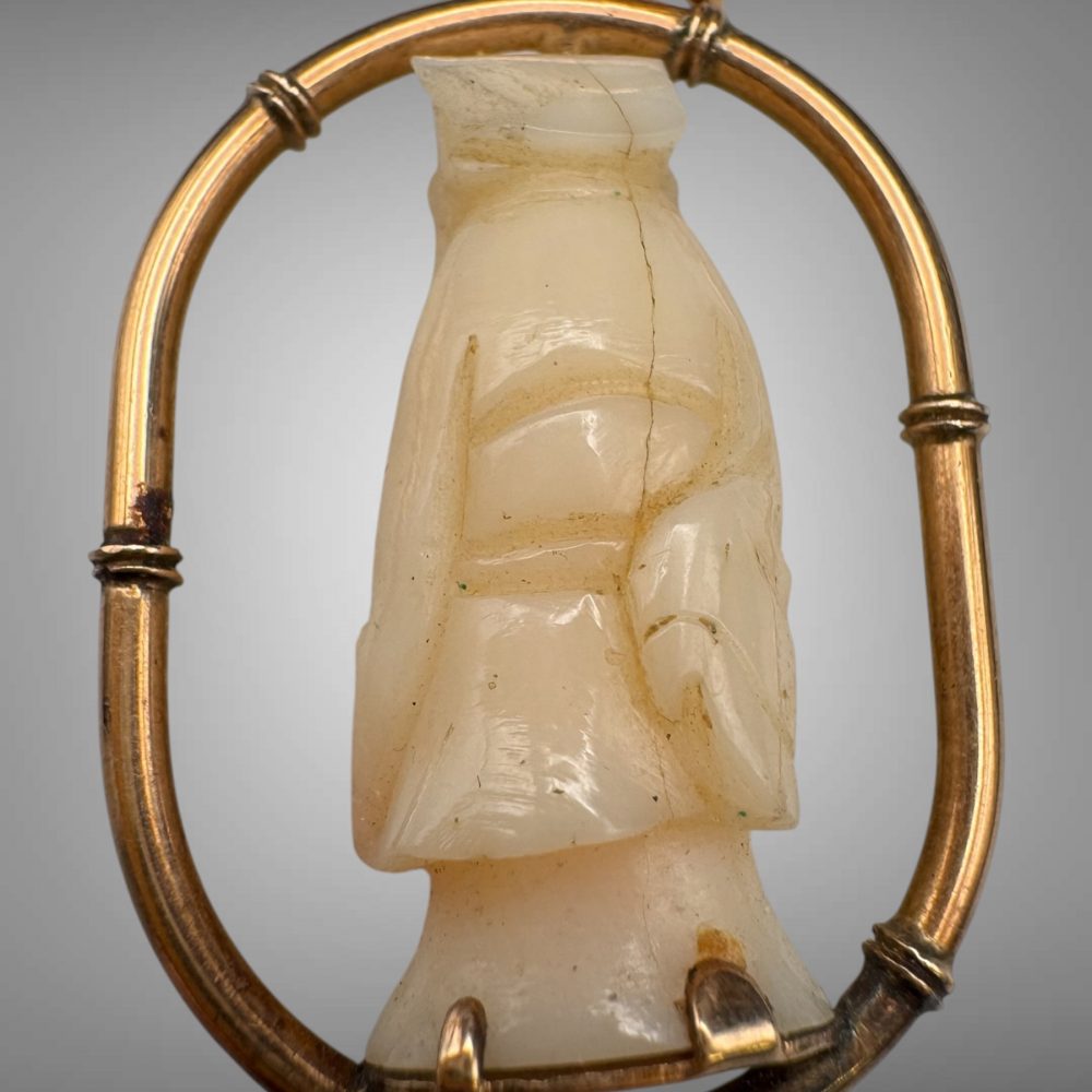 Vintage 14K Gold Carved Bone Scholar Pendant - Estate Asian Jewelry - Image 5