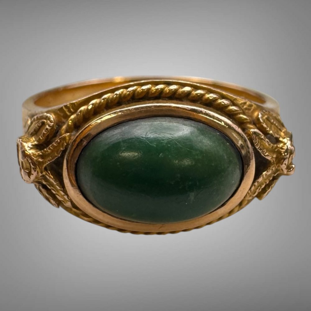 Vintage 14K Gold Green Jade Cabochon Ring w/ Butterfly Motif