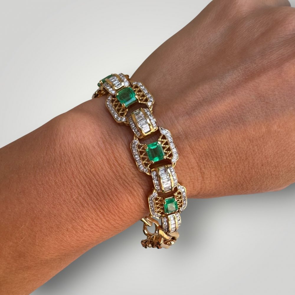 18K Yellow Gold Emerald & Diamond Link Bracelet, 7.5"